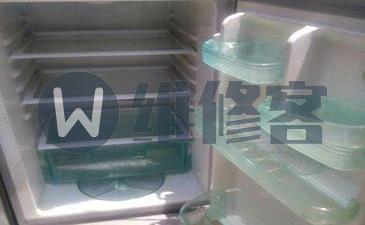 美菱冰箱漏水有哪些可能的原因？怎么解決？
