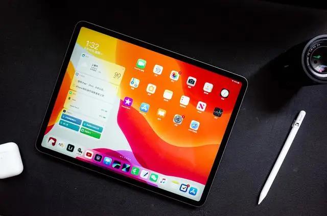 蘋果iOS要成iPhone OS ,網友:改得好