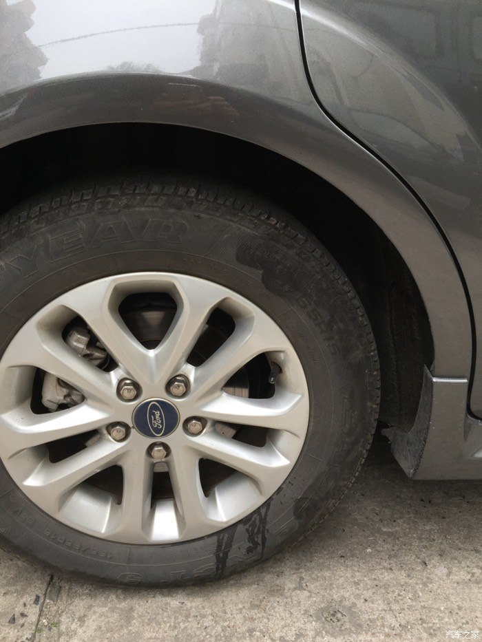 汽車后車輪漏油會是什么原因呢？