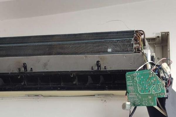 新安裝的空調不涼怎么回事？