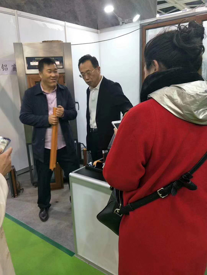 天乙門窗有限公司參展2018中國國際沈陽門窗幕墻博覽會(圖3) 天乙門窗有限公司參展2018中國國際沈陽門窗幕墻博覽會(圖3)